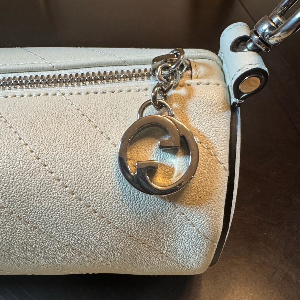 New Authentic Gucci Blondie GG Logo Ivory Shoulder Bag - Picture 7 of 14